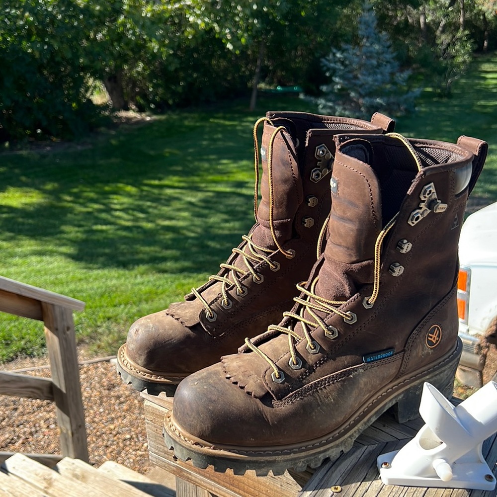 Hawx steel toe work men work boot.